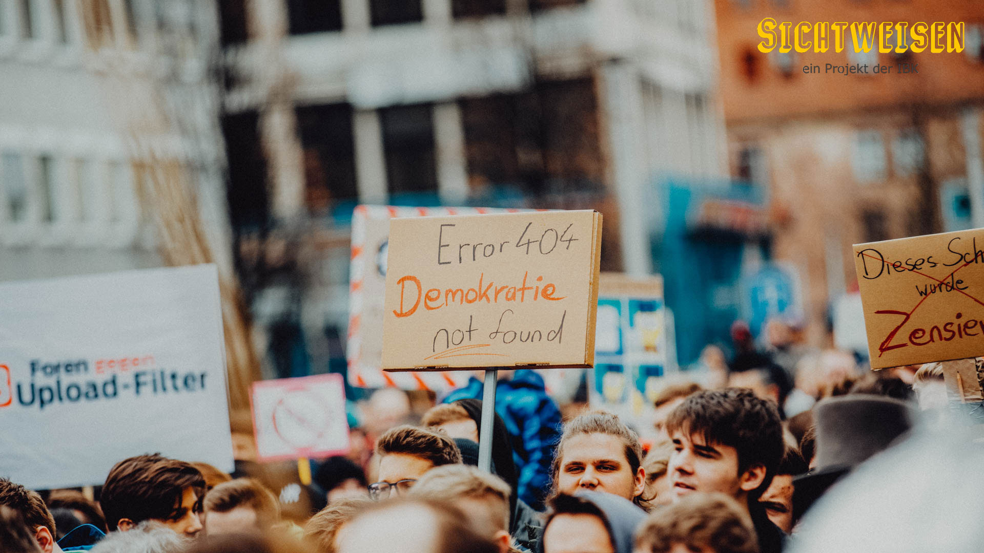 SichtWeisen: Sollte unsere Demokratie flüssig sein? | Photo by Markus Spiske on Unsplash