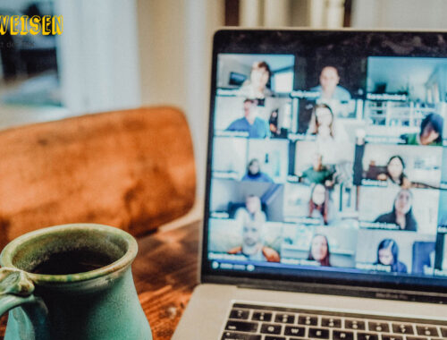 SichtWeisen: Kommentar - Brave New World | Photo by Chris Montgomery on Unsplash